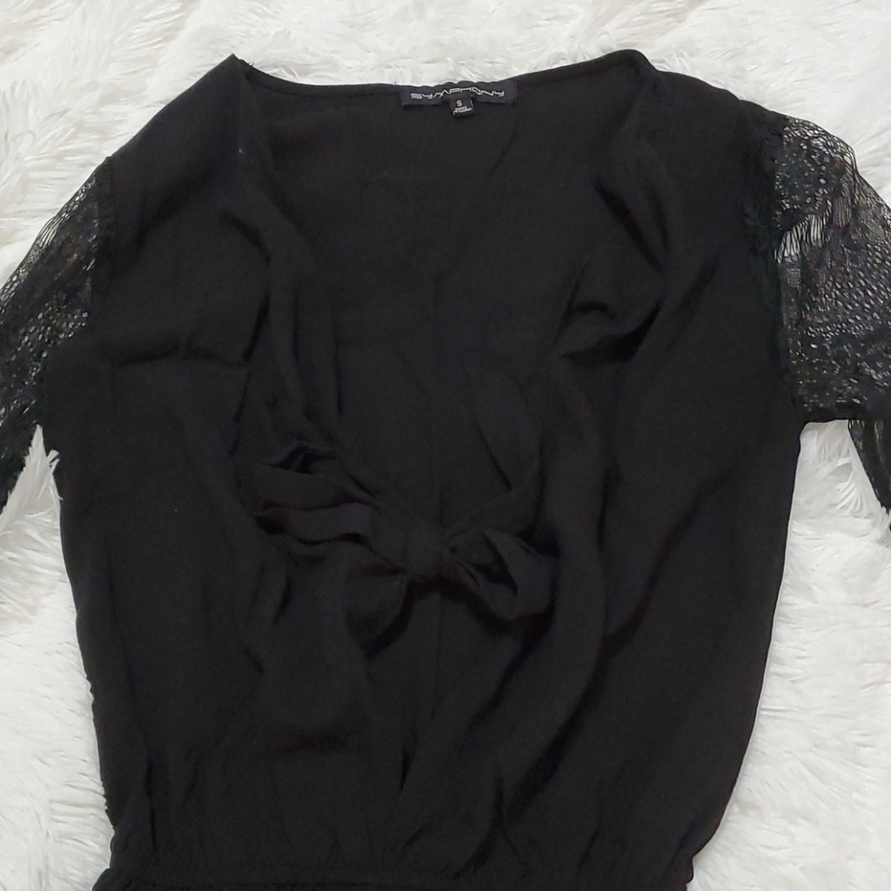 Lace romper - Picture 2 of 3